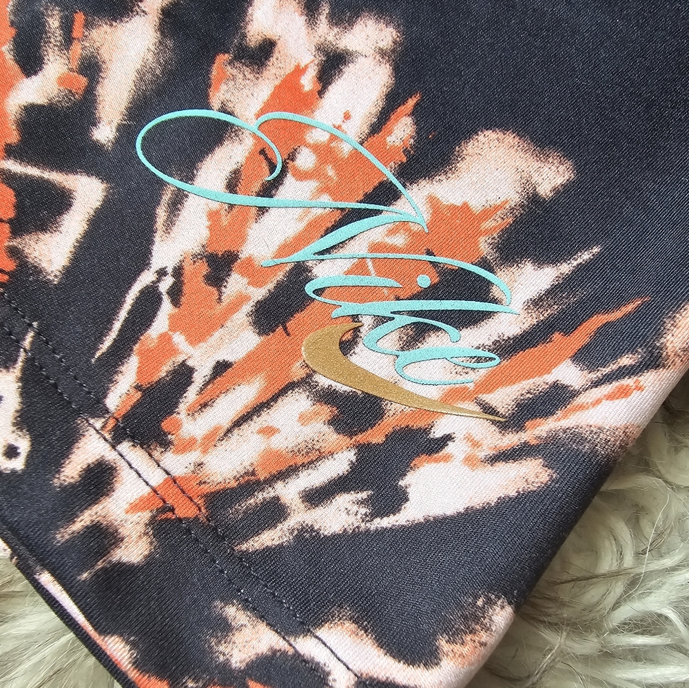 Tie dye Yoga Nike Outfit - Picture 3 of 11